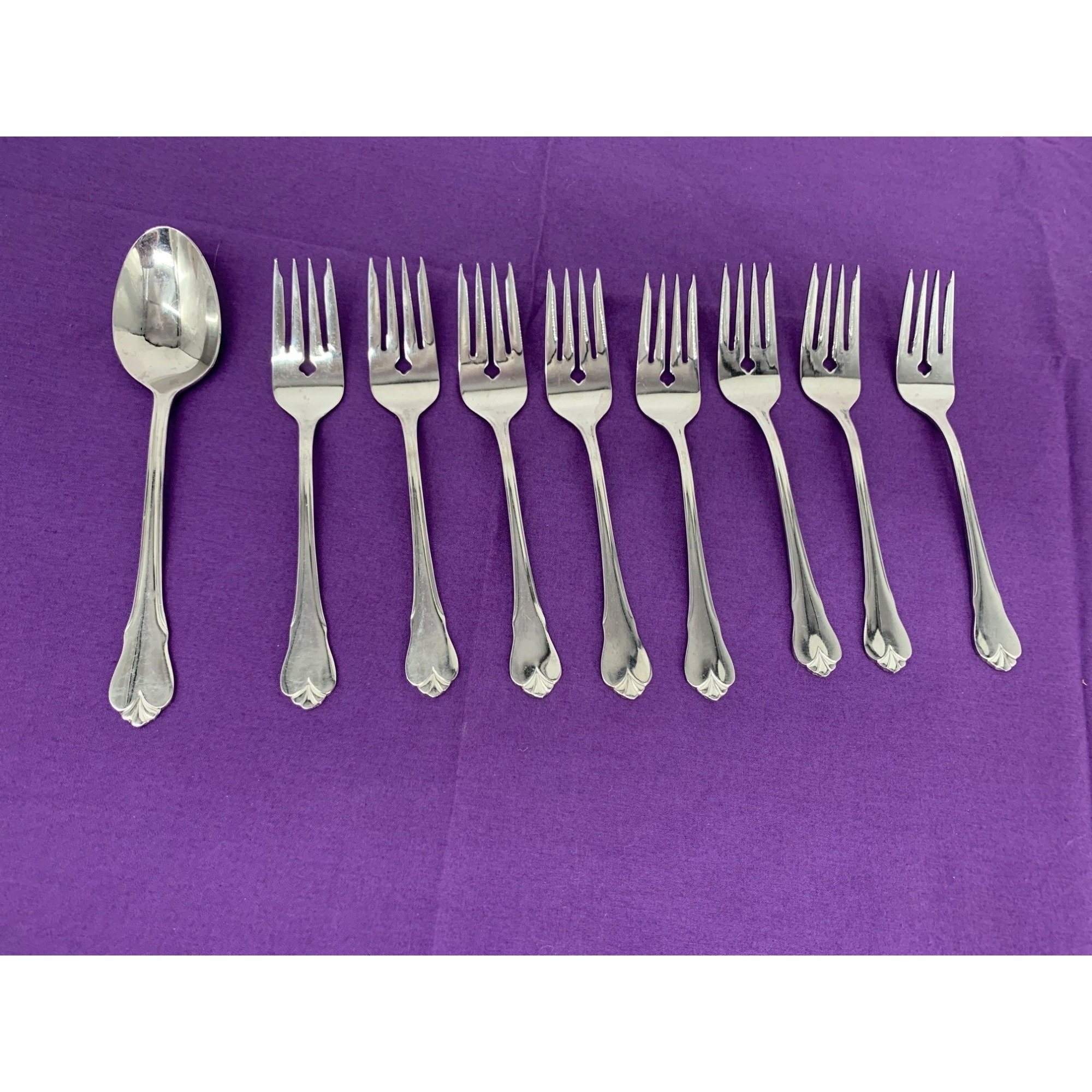 Libbey Diana Scalloped Stainless Flatware Korea Eight Salad Forks One