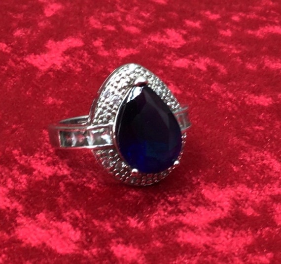 Sterling Silver Blue Faceted Gem Ring - image 1