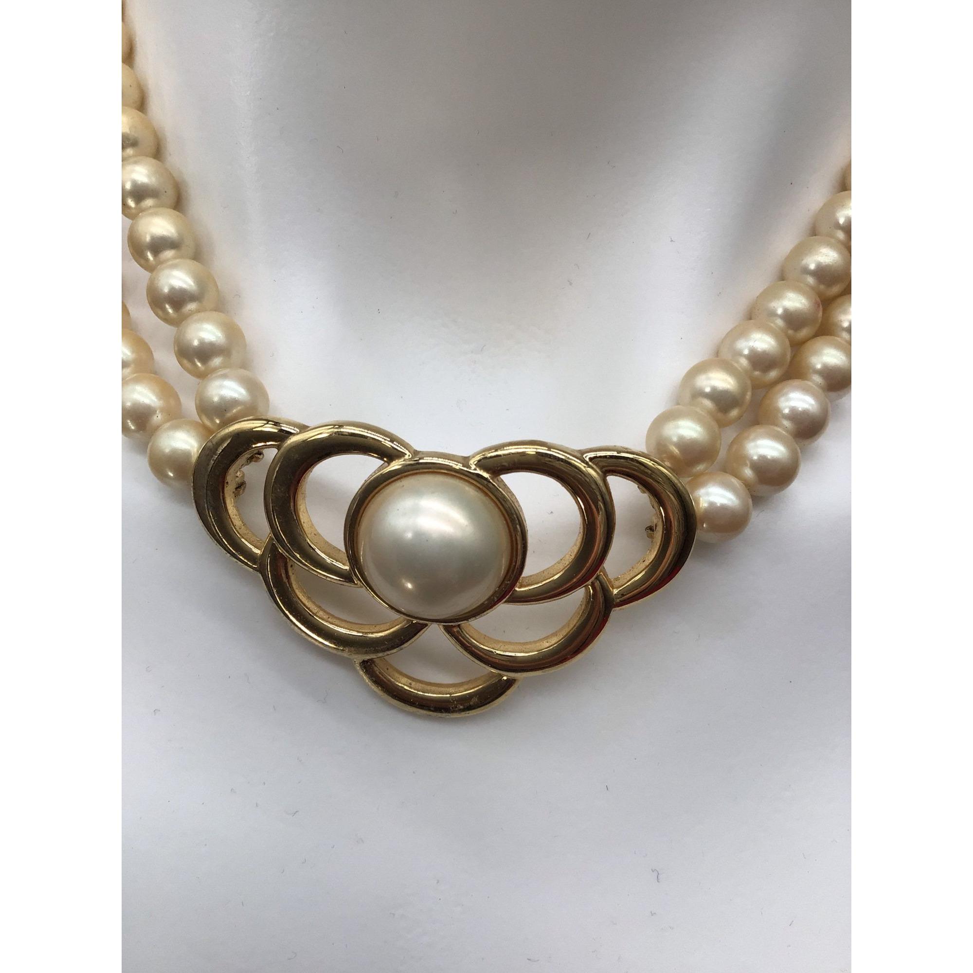 Vintage Trifari 2 Strand Pearl Necklace With Goldtone  Vintage TRIFARI Double Strand Simulated Pearl Necklace W/ Gold-Tone Statement Cl main image 1