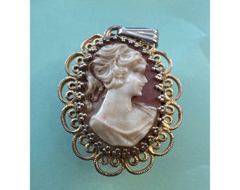 Geneva 1940's 17 Jewels Cameo Pendant Watch Gold Tone Vintage Oval Design NON-Working