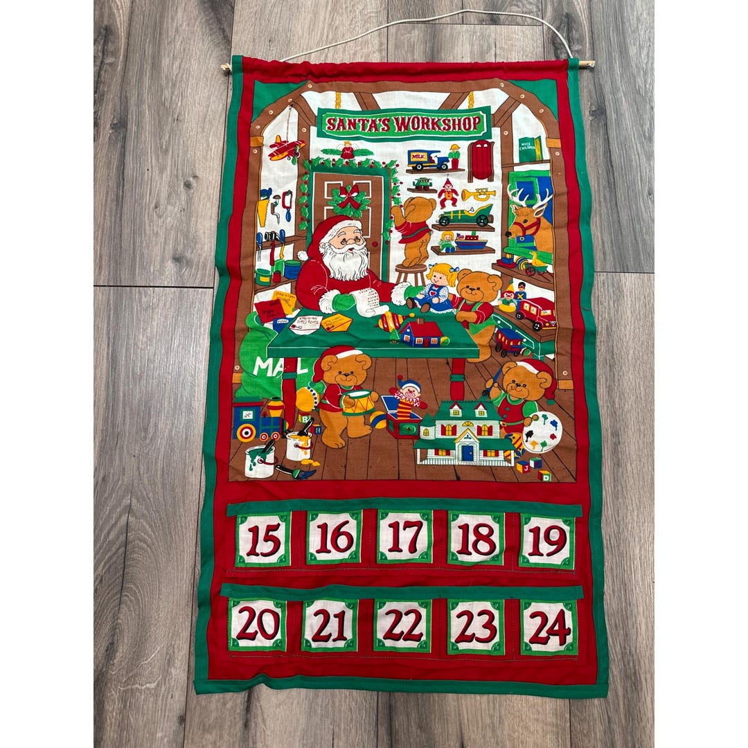 Santas Cranston VIP Beary Merry Christmas Advent Calendar Wall