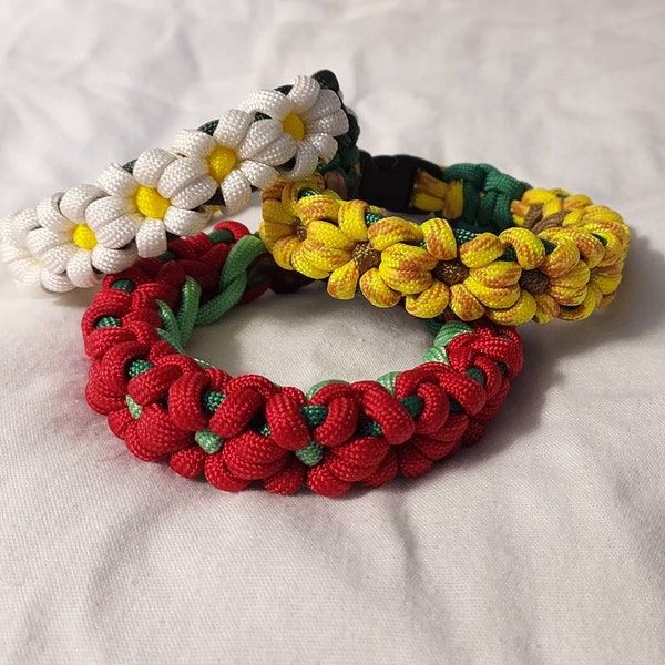 Daisy, poinsettia, or sunflower flower paracord bracelet, floral paracord bracelet made of 550 nylon cord, flower bracelet