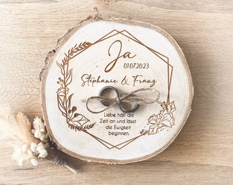 Wedding ring holder, ring pillow, wooden disc, flower wreath for wedding rings, wedding ceremony, marriage, couple, man and woman, gift