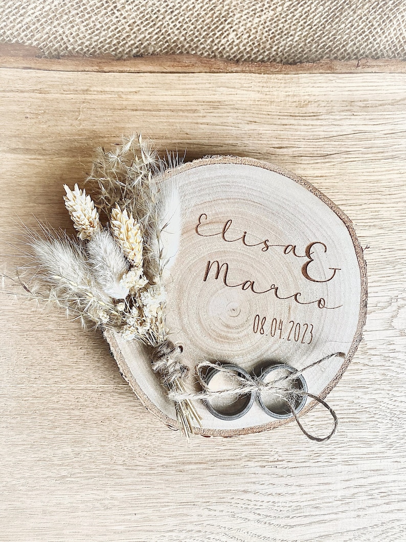 Wedding ring holder with dried flowers, ring cushion for wedding rings, wooden disk, ceremony, marriage, couple, man and woman, gift image 1