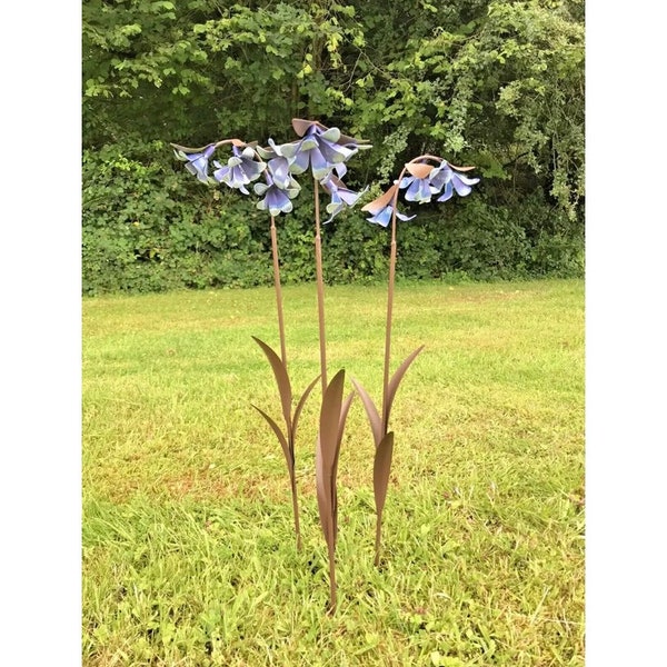 Bluebell Stake Ornament / 1 Blue Flower Garden Decor Birthday Gifts Gardener Gardening