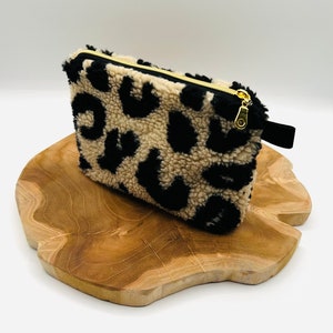 Kosmetiktasche aus Teddystoff, Kosmetikbeutel, Kosmetiktasche, Schminktasche, Make-up Tasche, Aufbewahrung, Kulturtasche, Kulturbeutel