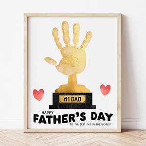 Vaderdagkaart handafdruk trofee · Gepersonaliseerde Vaderdagkaart · Handafdruk ambacht · Papakaart nummer 1 · Afdrukbaar Vaderdagcadeau