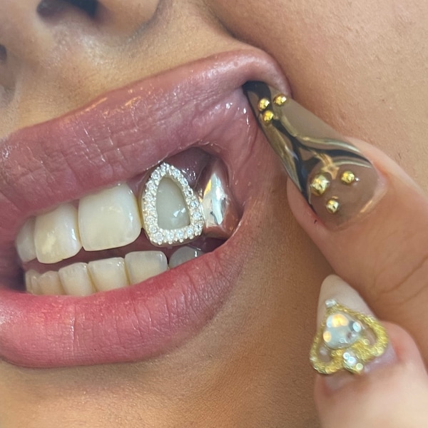 Double Tooth Caps Grillz With Iced Out Diamond Window! Moissanite VVS