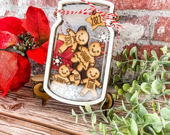 Personalised Gingerbread Family, Christmas Jar, Christmas Cookie Jar,  Ceramic Biscuit Jar, Christmas Gift for Families, Kitchen Gift for Mum 