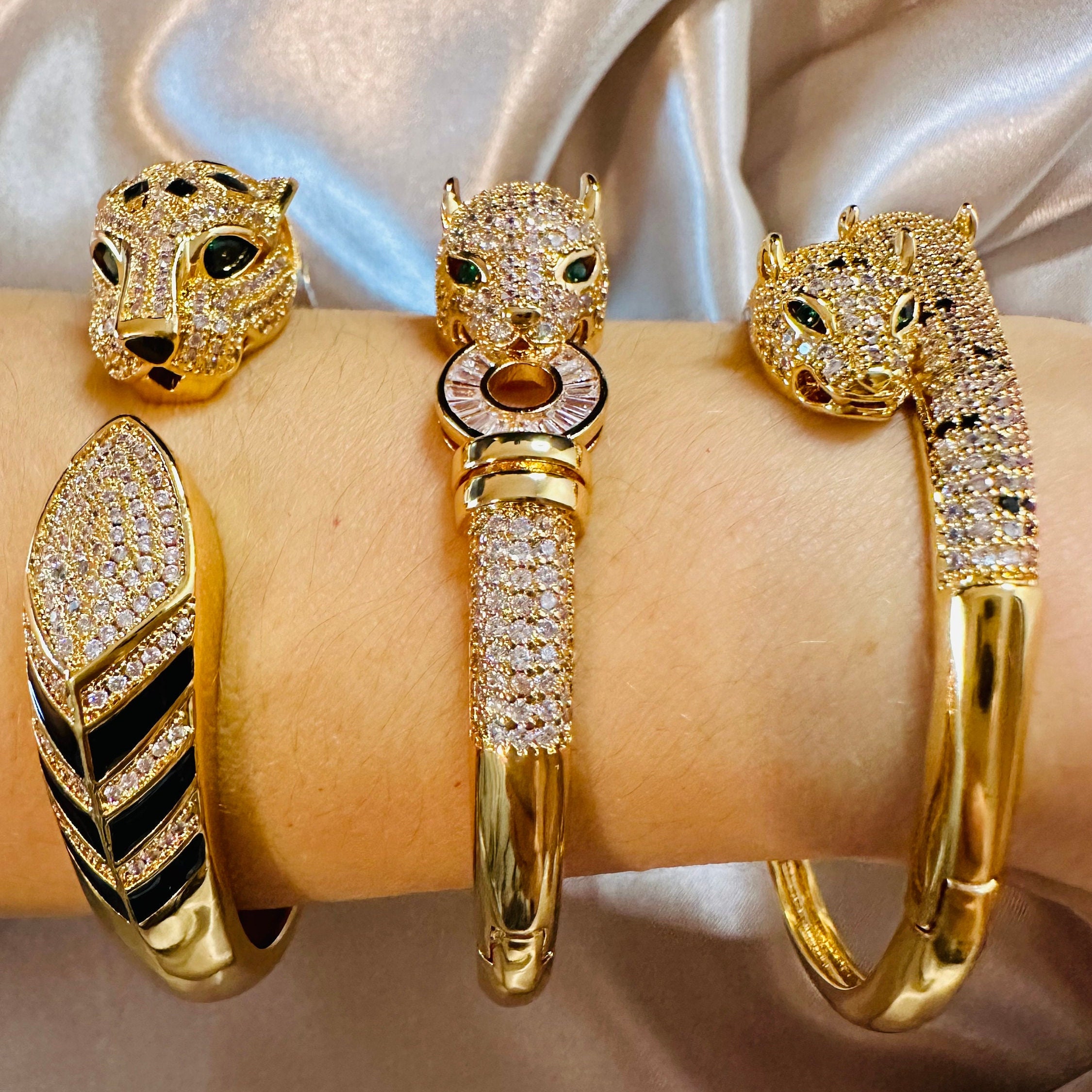 Lion bangle hotsell