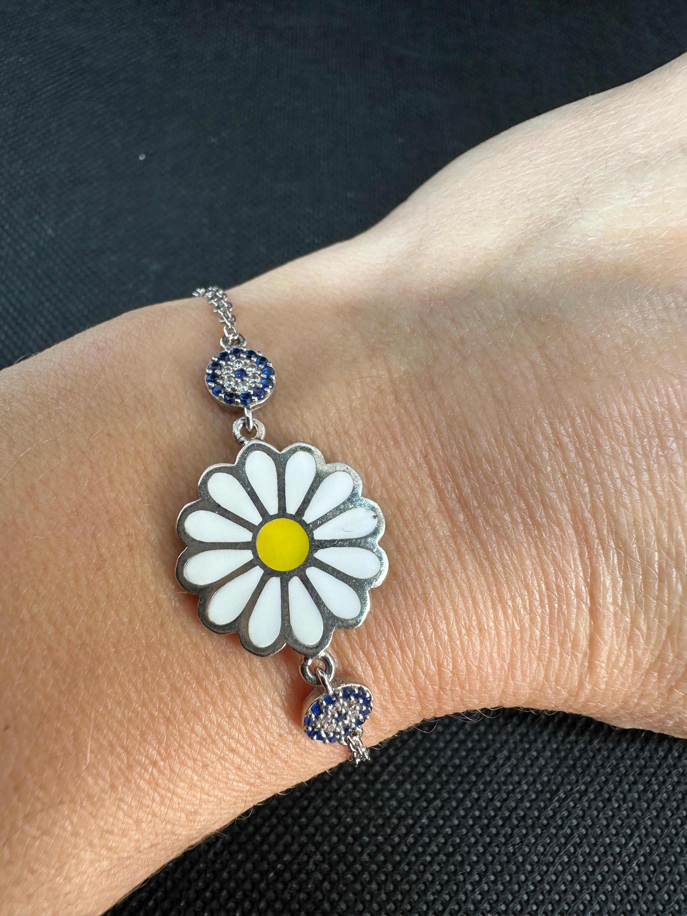 Bracciale Occhio Malvagio in Argento Sterling - Design con Tre Ciondoli