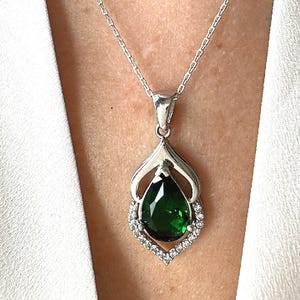 Sterling Silver Emerald Teardrop Necklace – May Birthstone Gift