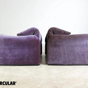 1x Cassina Maralunga tweezitsbank Vico Magistretti corduroy bank afbeelding 5