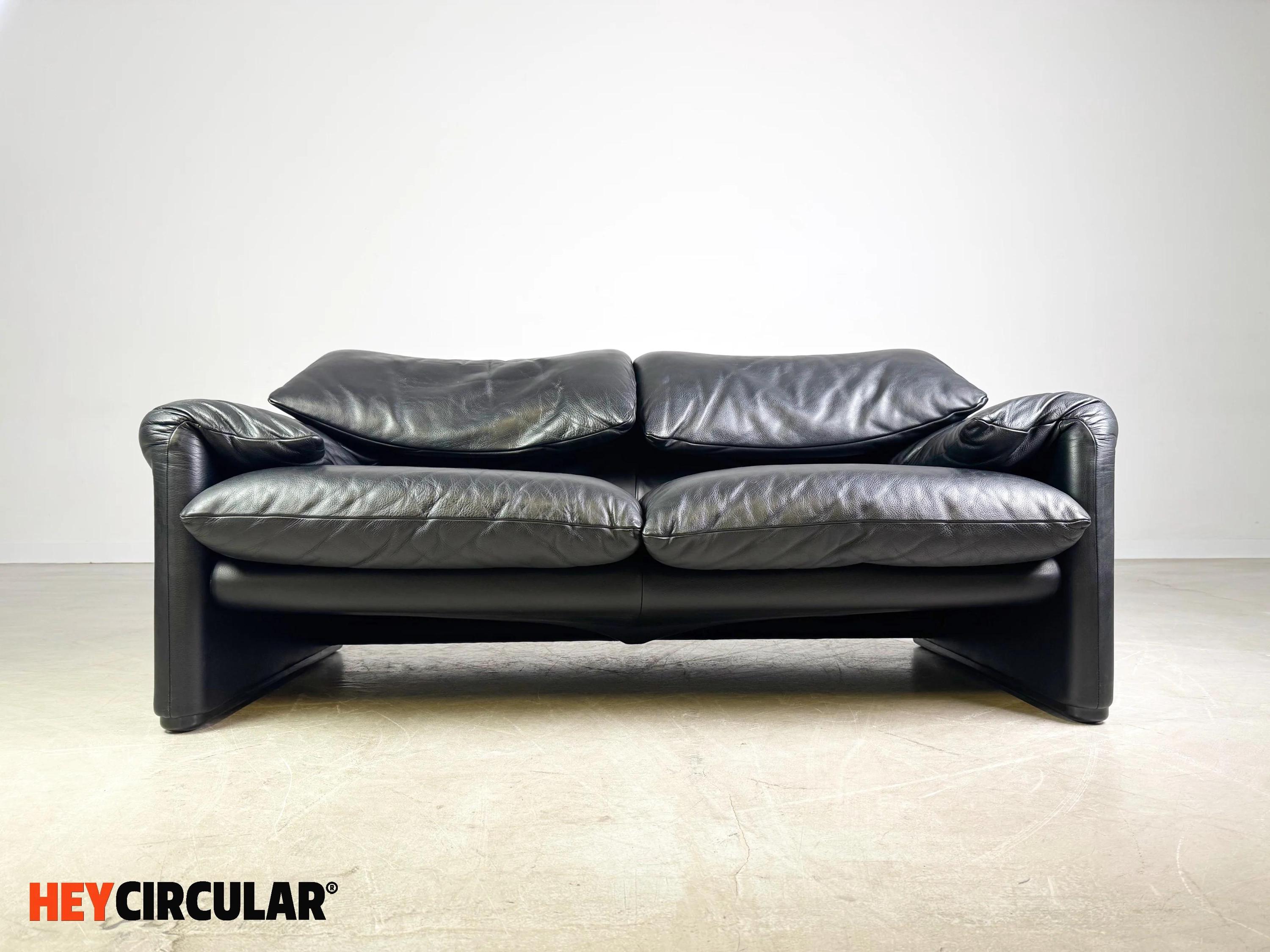 Cassina Maralunga Two-seater Sofa Couch Vico Magistretti Leather 