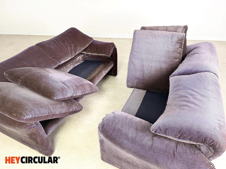 1x Cassina Maralunga tweezitsbank Vico Magistretti corduroy bank afbeelding 9