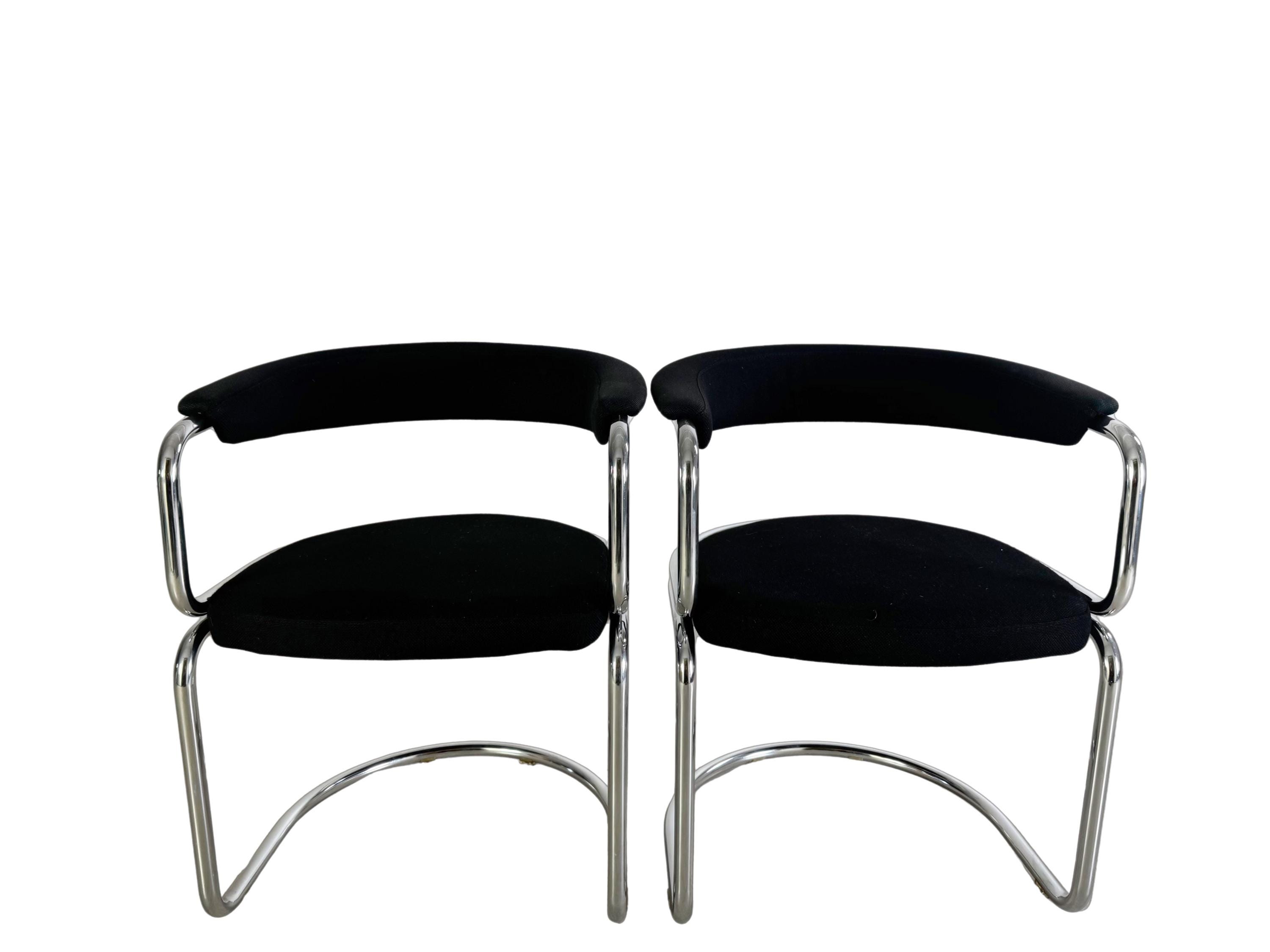 バウハウス カンチレバーチェア 2脚セット、クローム、ミッド