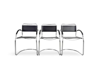 Set di 3 sedie a sbalzo Bauhaus, stile metà secolo, Italia, nere