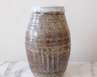 Vintage Large Striated Pottery Vase, Salt Glaze Pottery, Studio Pottery Vase, Earthy Pottery Vase, Textured Pottery Vase, Carved Pottery