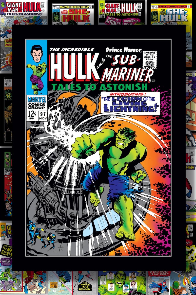 Puede incluir: Portada de c&oacute;mic con Hulk y Sub-Mariner. Hulk, en verde y azul, golpea una estructura. El texto incluye "The Incredible Hulk" y "Tales to Astonish". Se ven portadas circundantes.