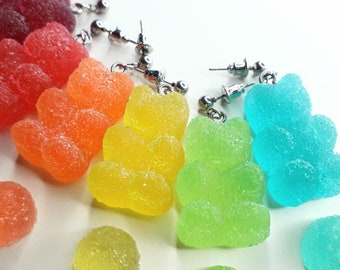 Grandes boucles d'oreilles en forme d'ours gommeux acides - boucles d'oreilles alimentaires en acier inoxydable - bijoux kidcore en faux bonbons gommeux en résine réaliste