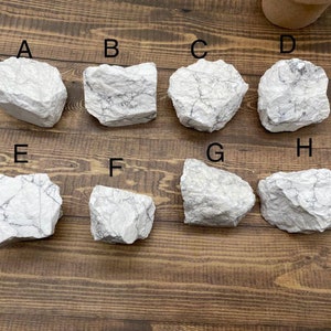80 To 100 Grams Howlite Chunks, Natural White Howlite Chunks, Raw Howlite Chunks, Stone For Gift, Gemstone For Home Decoration, Rough Stone