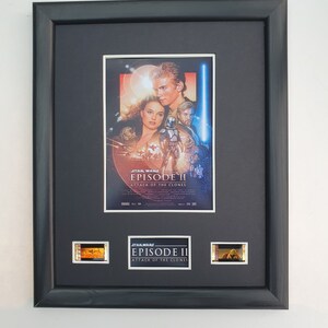 Star Wars, épisode 2 L&#39;Attaque des clones - Présentoir de souvenirs sur film 35 mm avec cadre (10 x 20 cm) Version 2..