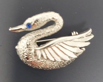 Vintage Gerrys Brushed Silver Swan Brooch Pin Blue Eye Rhinestones