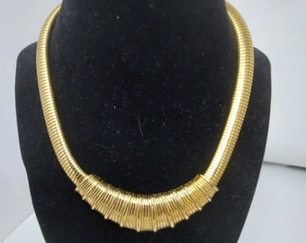 Stunning Gold Tone Choker Snake Chain Necklace