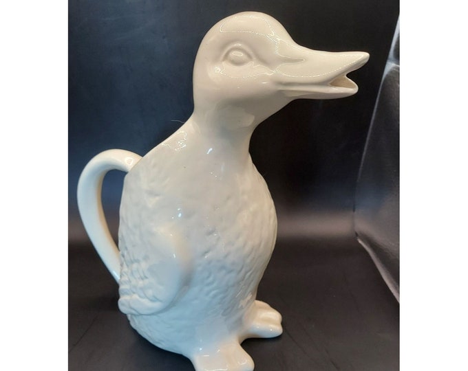 Vintage White Duck Pottery Water Pitcher Jug USA Pottery Farmhouse Cottage Etsy