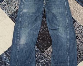 Vintage 00s Europe Levi's Engineered Loose Jeans Twisted Leg Size 30
