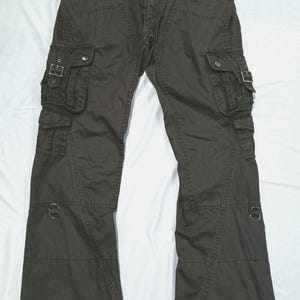 Pantalones cargo acampanados estilo vintage Y2K de Michel Klein Homme, estilo japonés, asimétricos, tácticos, utilitarios, grunge, gorpcore, punk, corte bota, talla 48.