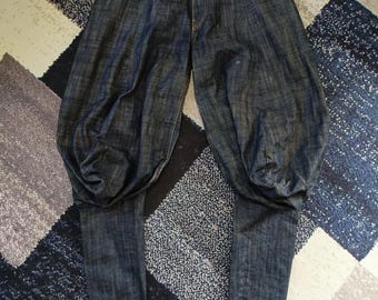 RARE! Vintage Ne-net Issey Miyake SAMPLE piece dark wash denim pants with wide-hipped, tapered leg silhouette Size 2 (W30)