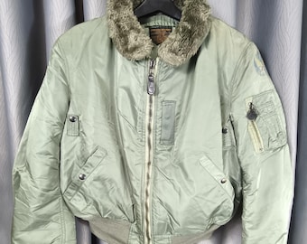 Vintage Alpha Industries Attached Hood Type N2B Parka Jacket Size