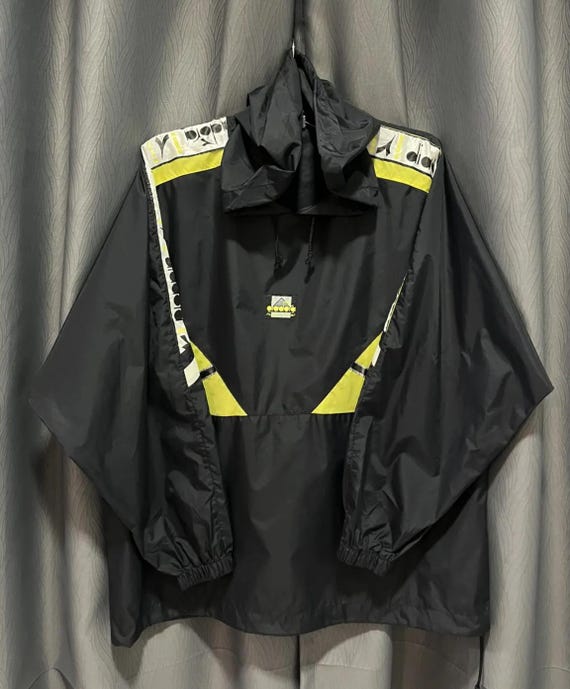 Vintage 90s Diadora Nylon Pullover Hoodie Back Hit Big Logo