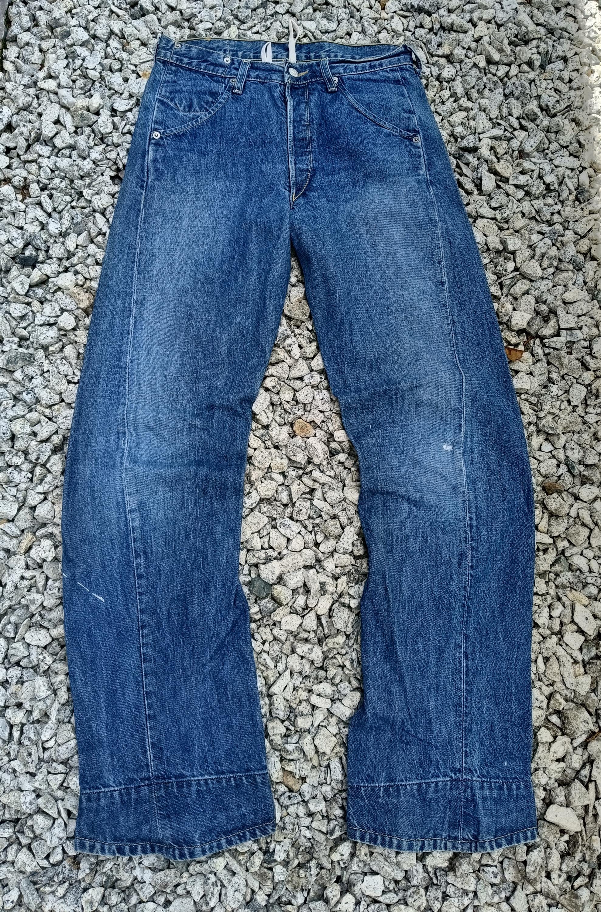 Vintage 00s Levi's Engineered Jeans Twisted Leg Button Fly Size