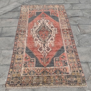 Vintage Turkish Area Rug, Red and Beige Geometric Pattern, 4x7ft, Handwoven Home Décor, Oriental Carpet, Bohemian Style Rug