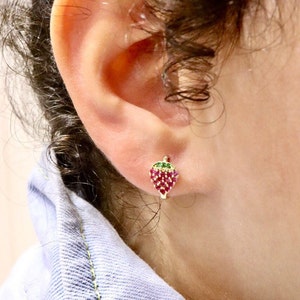 4K Gold Strawberry Earrings for Kids – Red & Green Zircon Studs – Cute Enamel Fruit Earrings – Hypoallergenic Earrings for Girls Gift