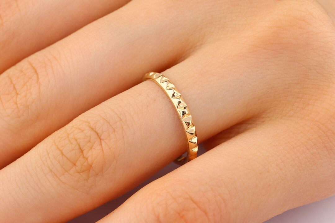 Order Wedding Ring Miracle Life 6 mm in 14k Yellow Gold Zirconia |  GLAMIRA.in