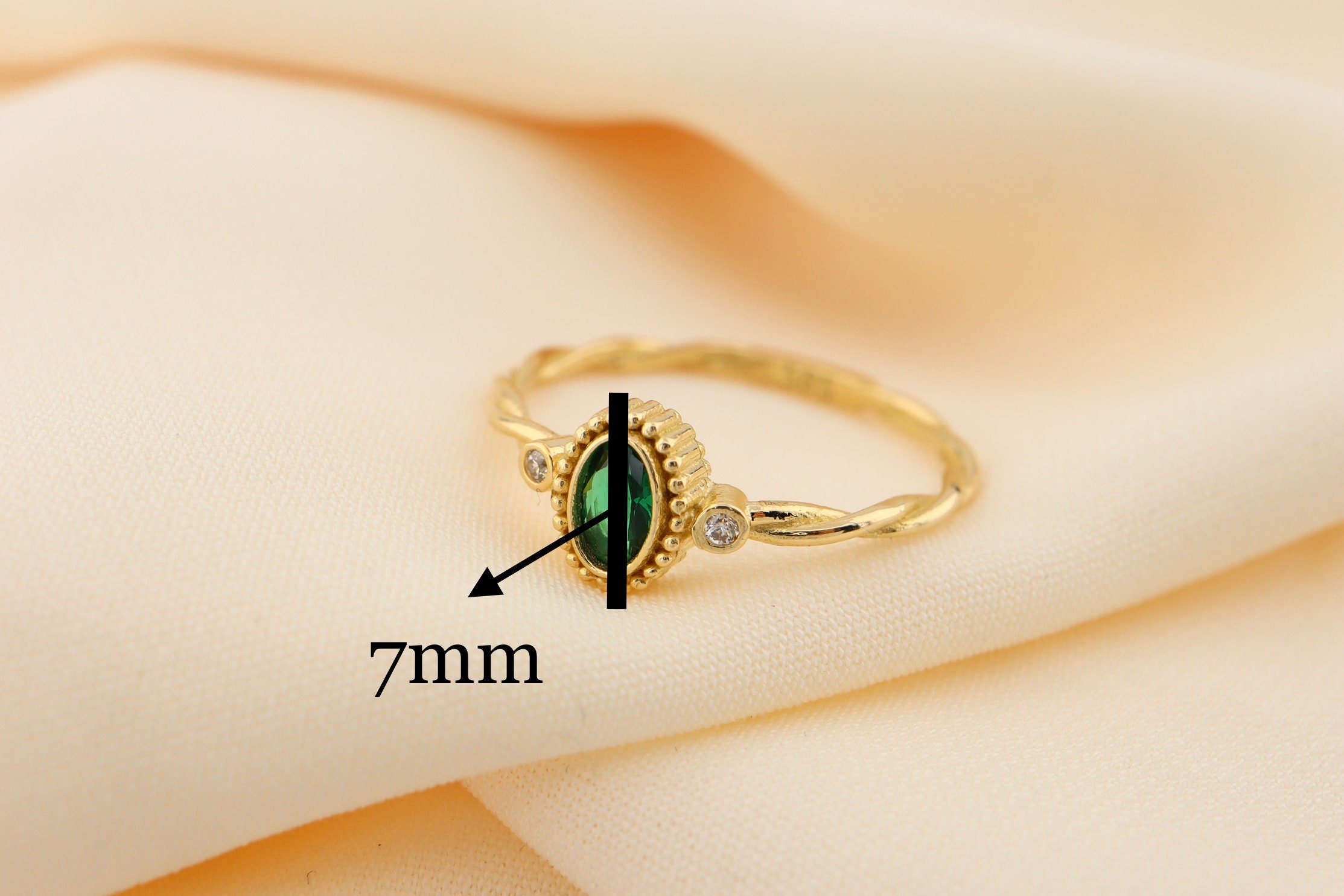 14K Solıd Gold Green Stone Ring-oval Cut-between Two Zircon Stones Twist Band Ring Twist Ring Anniversary Gift - Etsy 14K Solıd Gold Green Stone Ring-oval Cut-between Two Zircon Stones Twist Band Ring Twist Ring Anniversary Gift - Etsy