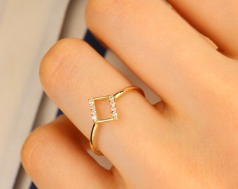 14K Solid Gold Ring -Zircon Stone Gold Ring-Fine Jewellery-Birthday Gift-Gold Minimalist Ring-Square Pattern Ring-Square Ring-Geometric Ring