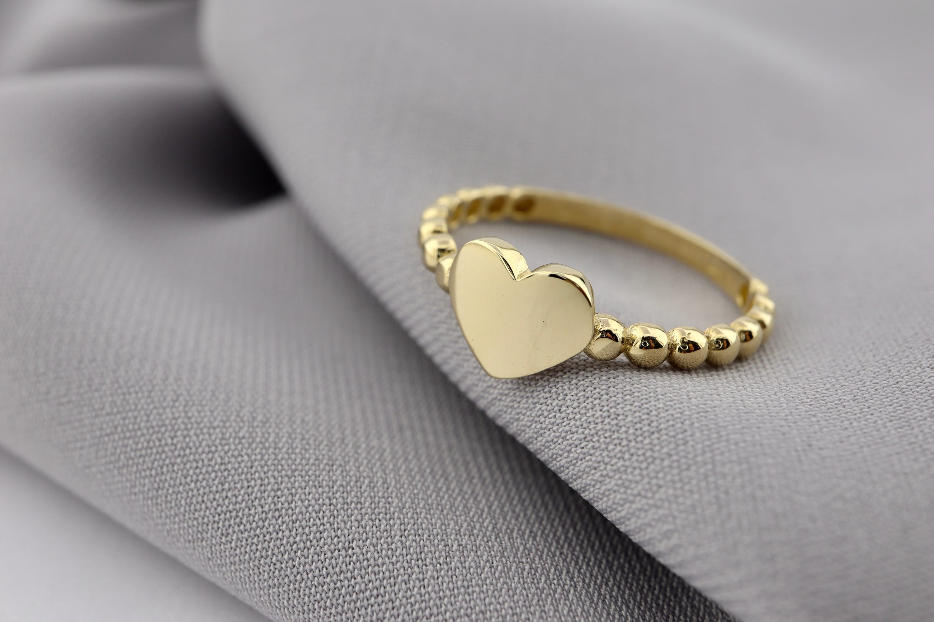 emiru × N WITH. ベルト　mini heart ring Amazon.com: AIMAOMI Women Heart Hoop Earrings Cubic Zirconia