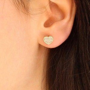 14K Solid Gold Heart Stud Earrings: Minimalist Valentine&#39;s Gift
