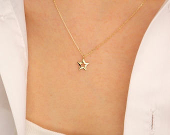Dainty 14K Gold Star Necklace: Minimalist Celestial Charm