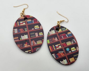 Boucles d'oreilles rat de bibliothèque, boucles d'oreilles étagère, bijoux rat de bibliothèque, boucles d'oreilles livre pendantes, bijoux livre, boucles d'oreilles pour amateurs de livres, cadeaux pour amateurs de livres