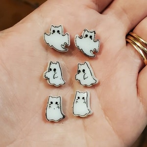 Baby Ghost Cat Earrings, stud earrings, cute halloween jewelry, ghost earrings, goth gifts, halloween lover gift, kawaii accessories