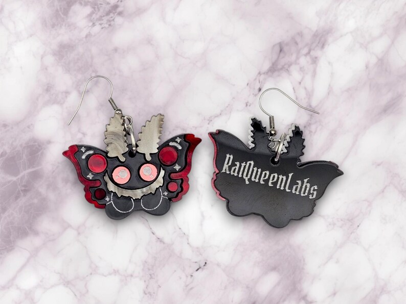 Mothman Earrings, cute cryptid art, mothman jewelry, cryptid jewelry, cryptid earrings, cute goth earrings, creepy jewelry, moth man art afbeelding 3