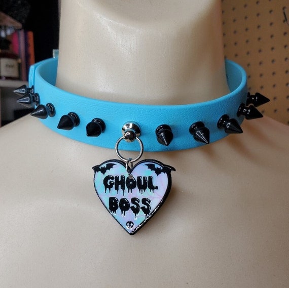 Bubble Gum Goth Choker Necklace- Blue
