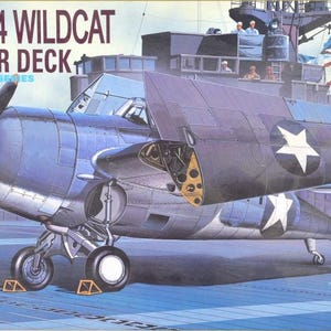 1/72 Dragon #5024 - USN F4F-4 Wildcat with Carrier Deck