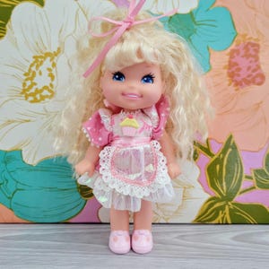 Cherry Merry Muffin Scented Doll Series 2 Toy with Crimped Hair and Pink Polka Dot Dress Vintage 1980s 80s