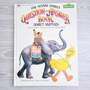 Sesame Street Question and Answer Book About Animals 1983 Vintage Hardcover Childrens Book, Good Condition